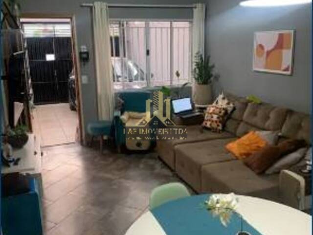 #V072 - Casa para Venda em São Paulo - SP